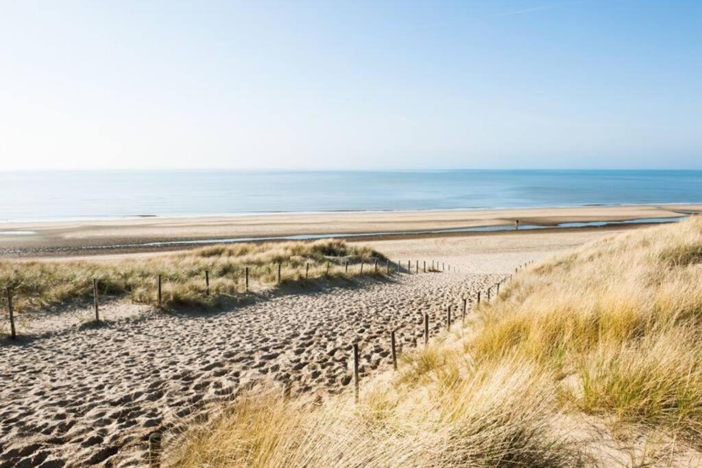 Bed & Beach Noordwijk - Free Parking And Close To Beach! Exterior photo